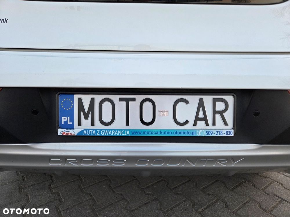 Volvo V40 Cross Country D2 Momentum - 11