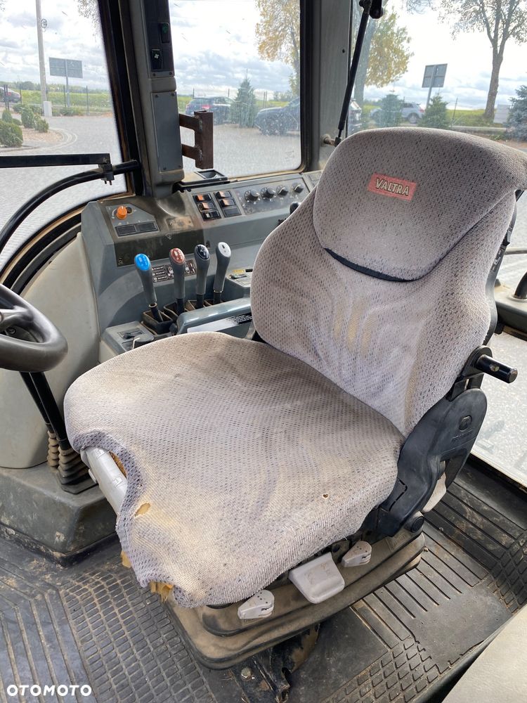Valtra T130 - 6