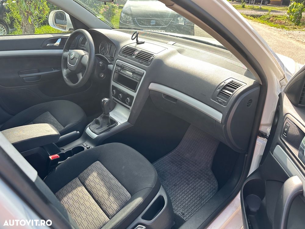 SKODA Octavia 2009 — imagine 7