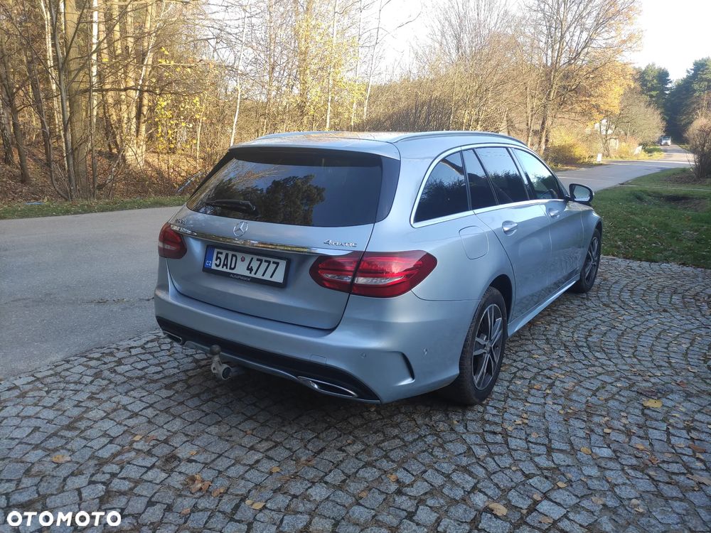 Mercedes-Benz Klasa C 250 CDI BlueEff 4-Matic Avantgarde - 3