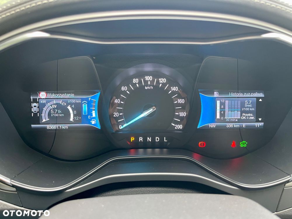 Ford Mondeo - 26