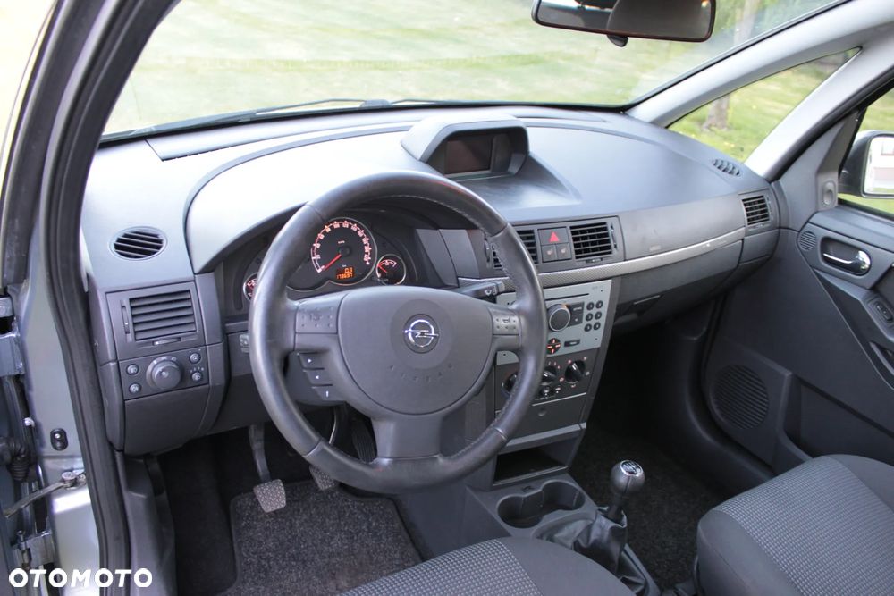 Opel Meriva - 10