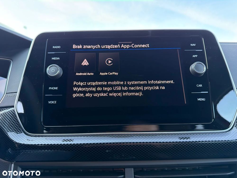 Volkswagen T-Cross 1.0 TSI R-Line Plus DSG - 34