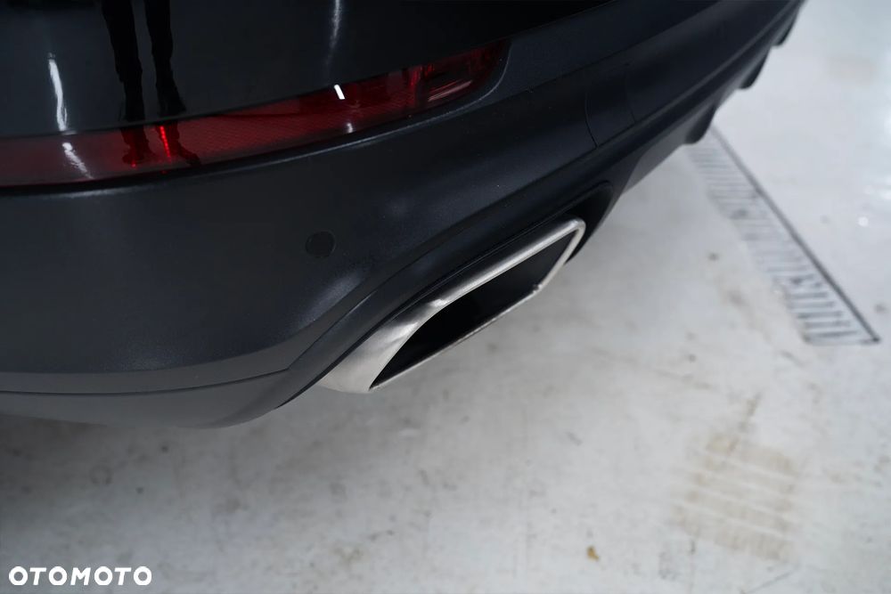 Porsche Cayenne Platinum Edition - 13