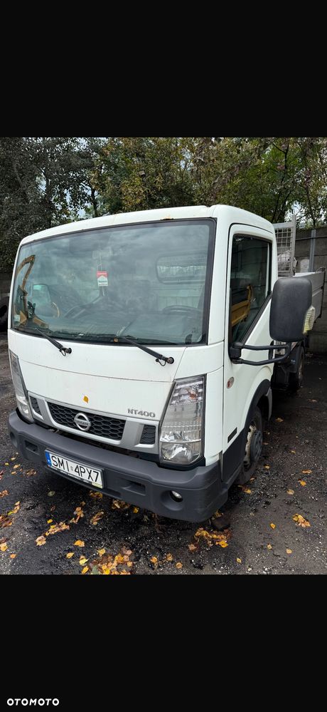 Nissan NT400 - 3