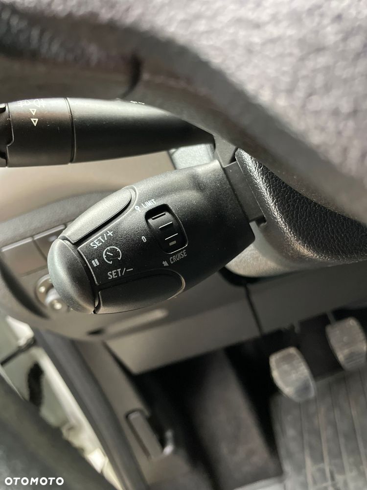 Citroën Berlingo 1.6 BlueHDi XTR S&S - 9