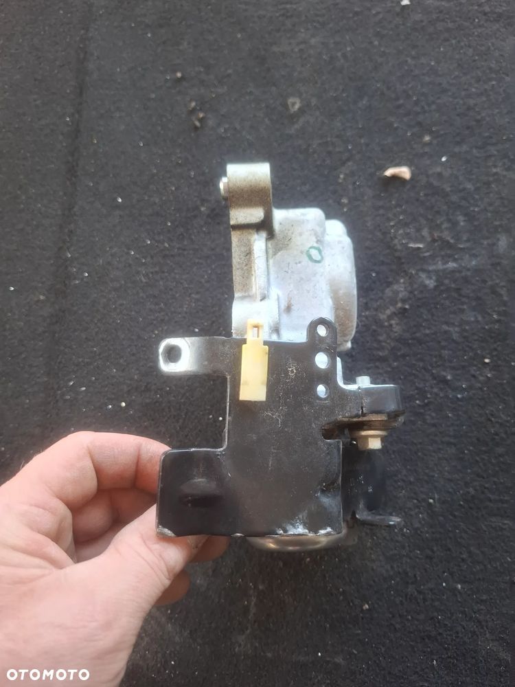 Ford Escape MK2 2,0 Pompa paliwa EJ7E 9B374 AE - 3