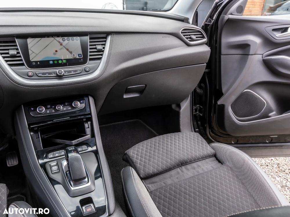 Opel Grandland X 1.6 Turbo START/STOP Ultimate - 21