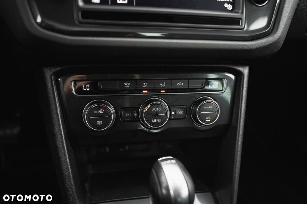 Volkswagen Tiguan - 20