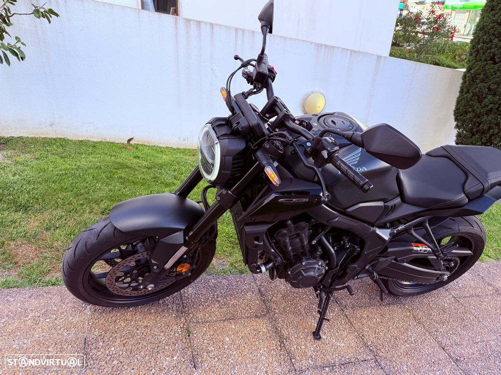 Honda CB - 8