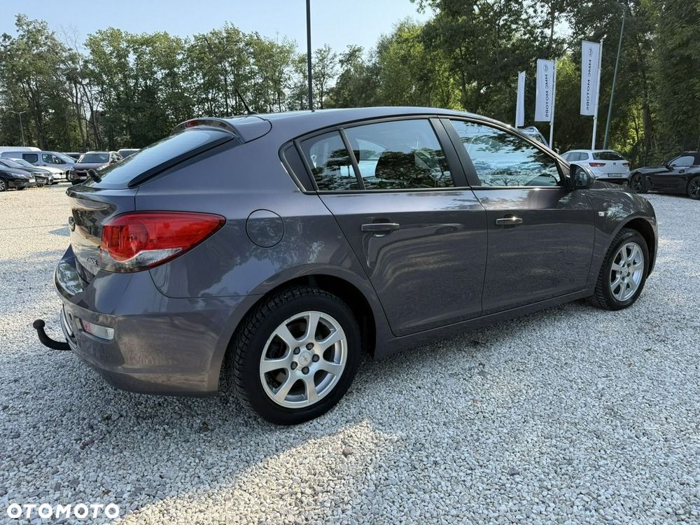 Chevrolet Cruze 2.0 D LT+ - 14