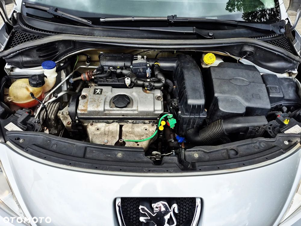 Peugeot 207 1.4 Trendy - 14