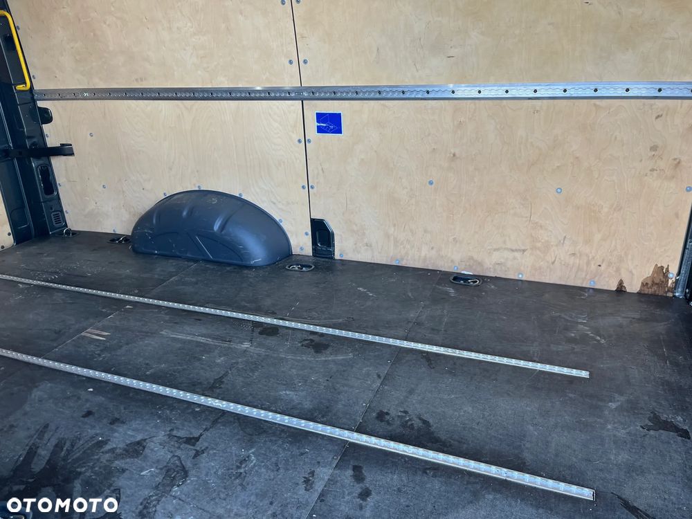 MAN TGE 3.180 4X4 - 18