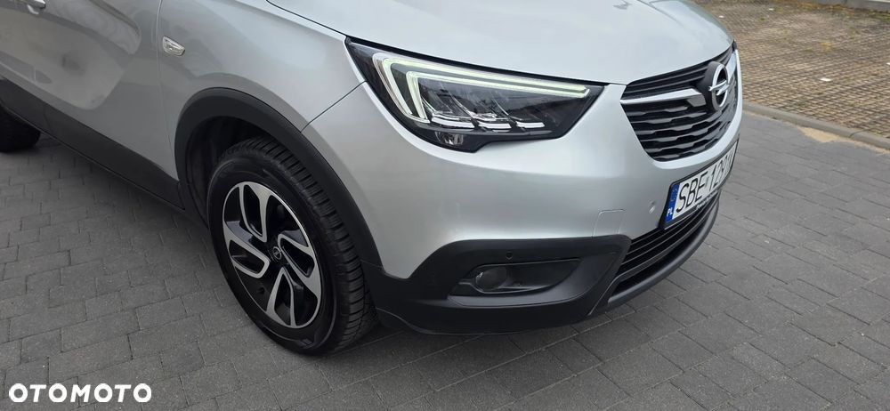 Opel Crossland X 1.2 T Design Line S&S - 39