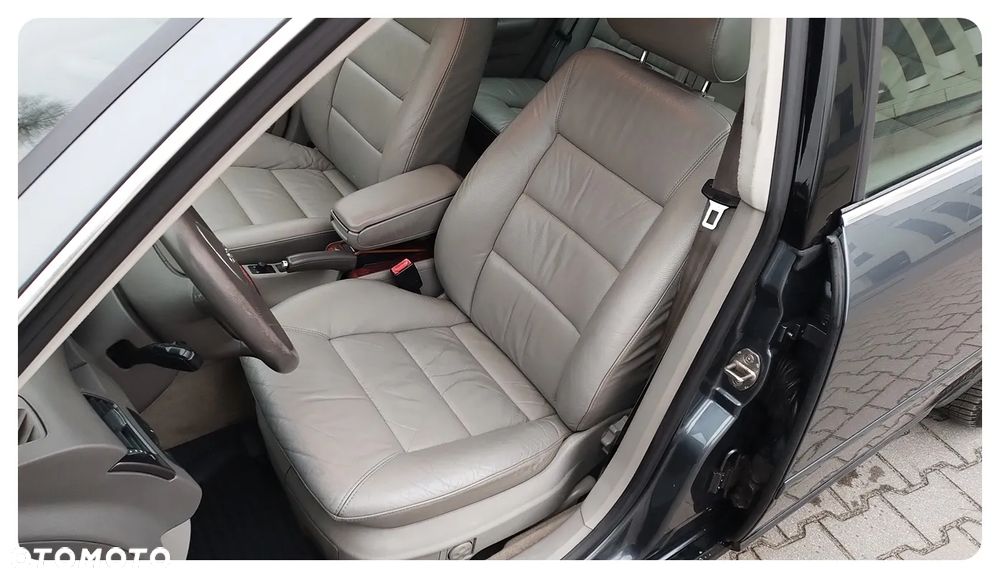 Audi A6 Avant 2.4 Quattro Tiptr - 20