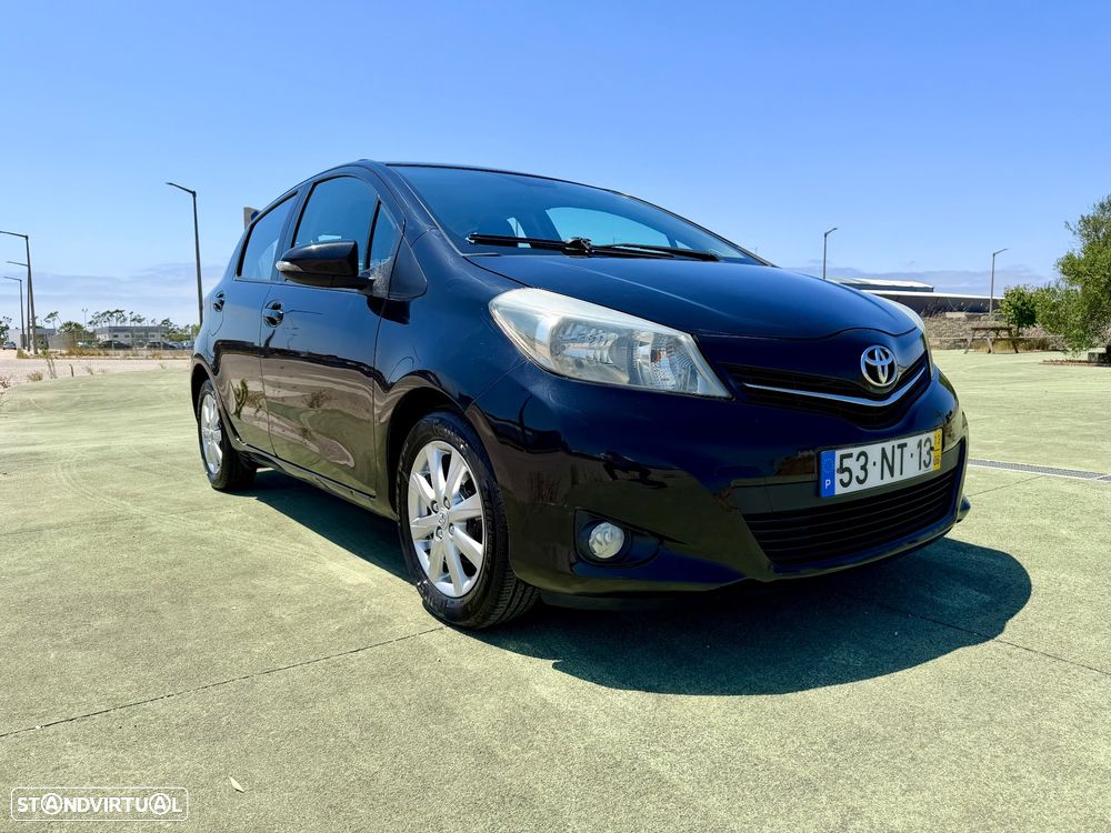 Toyota Yaris 1.0 VVT-i Comfort+P.Style +Navi - 2