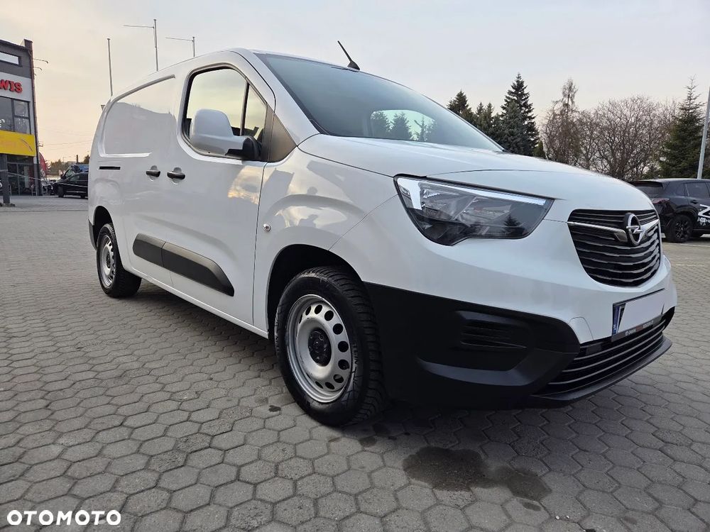 Opel COMBO - 9