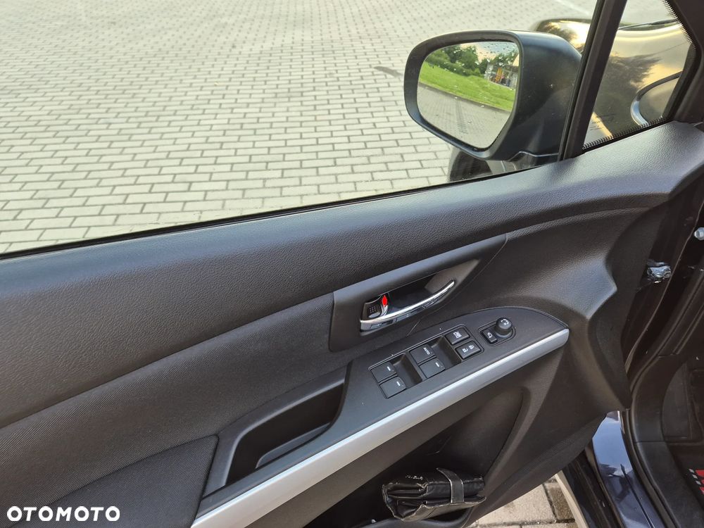 Suzuki SX4 S-Cross 1.6 Comfort - 16
