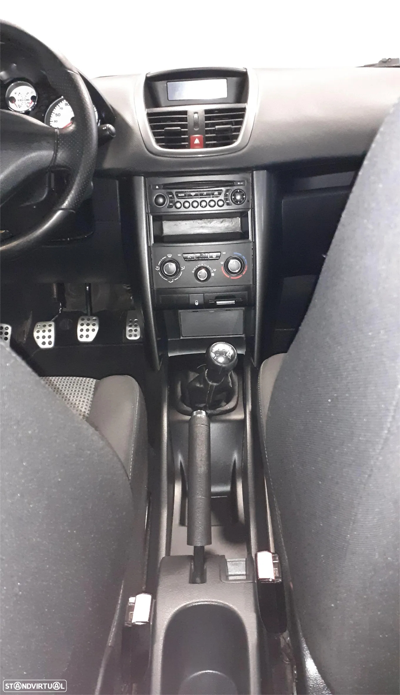 Peugeot 207 1.4 HDi Sport - 10