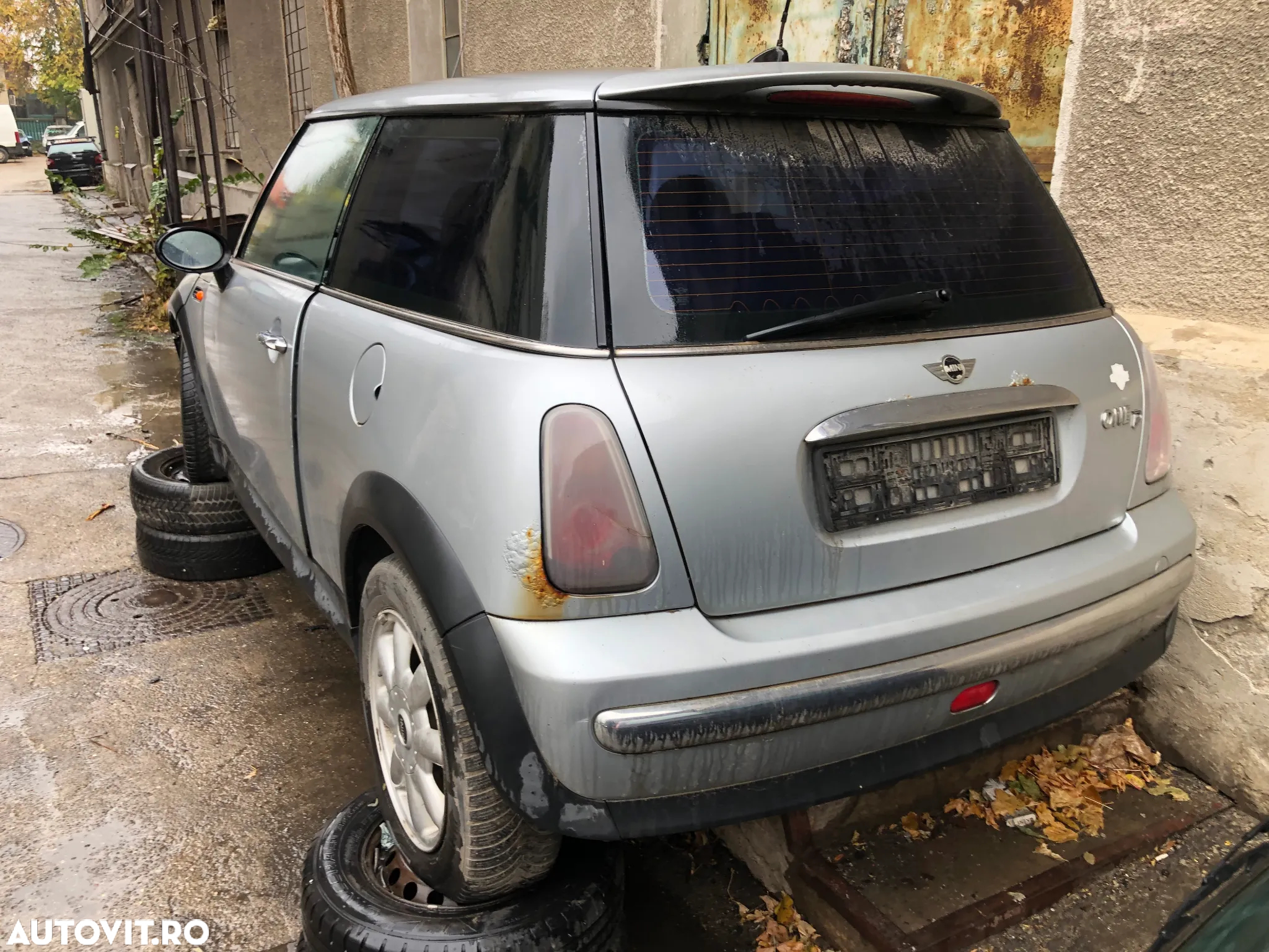 Dezmembrez Mini One Mini Cooper gri argintiu 2005 diesel - 3
