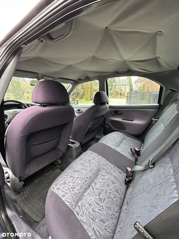 Ford Mondeo - 7