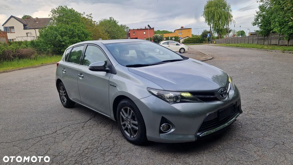 Toyota Auris - 2