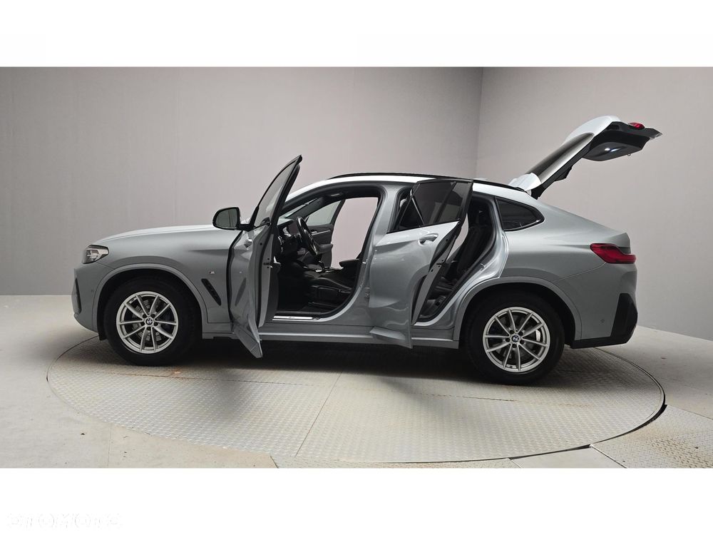 BMW X4 - 10