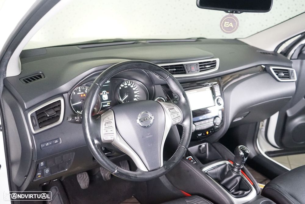 Nissan Qashqai 1.2 DIG-T N-Connecta - 16