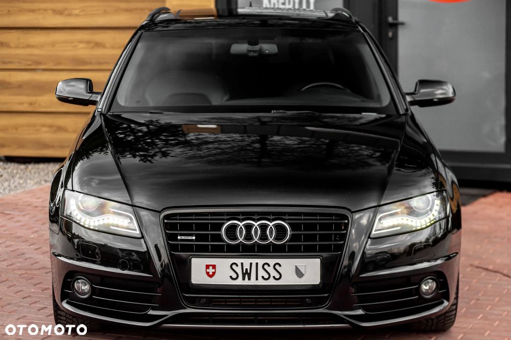 Audi A4 Avant 2.0 TFSI multitronic S line Sportpaket - 4