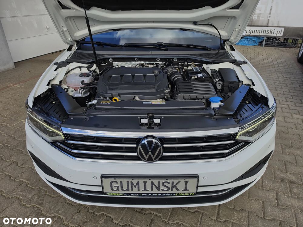 Volkswagen Passat Variant 2.0 TDI SCR DSG Conceptline - 18