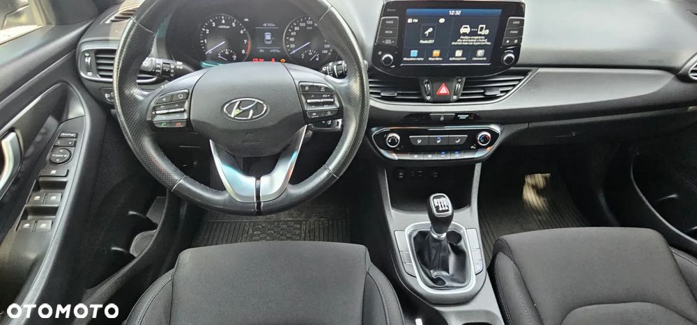 Hyundai i30 1.4 GO - 13