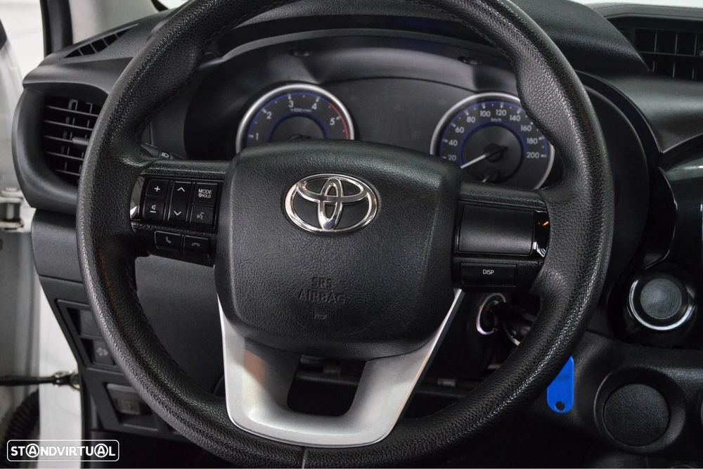 Toyota Hilux 2.4 D-4D 4X2 Cabine Extra 3L - 33
