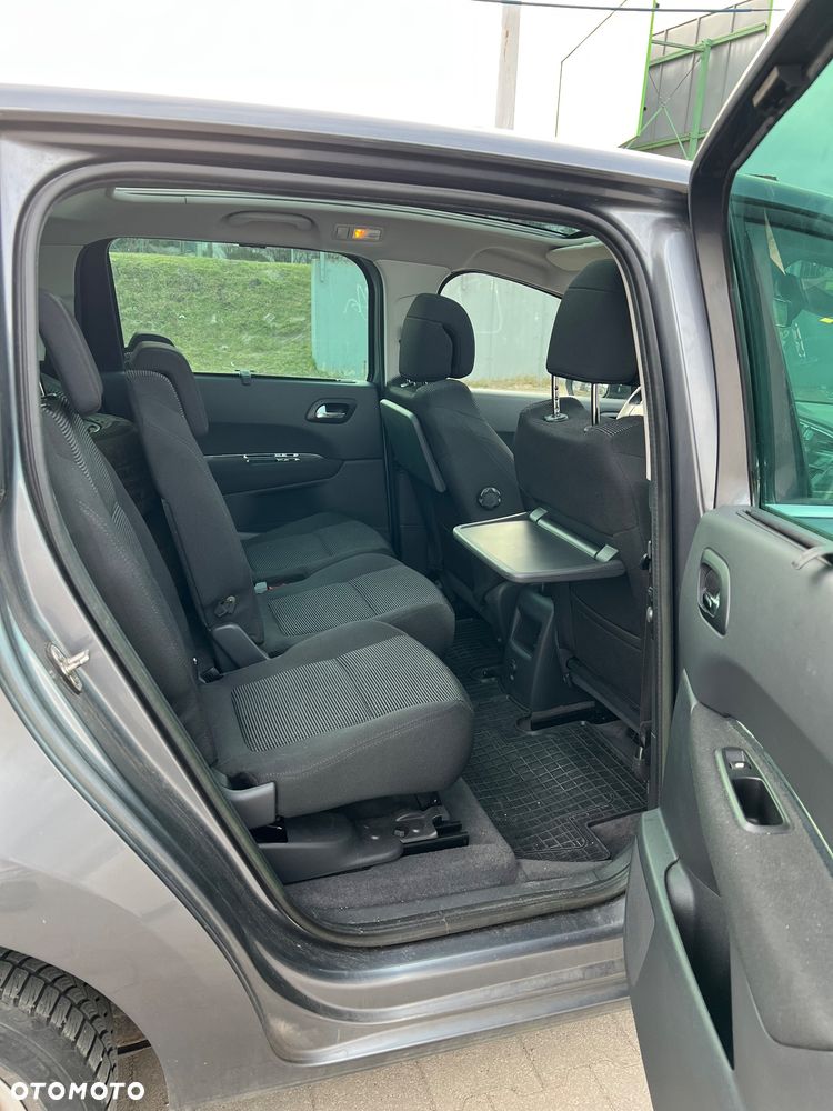 Peugeot 5008 HDI FAP 150 Allure - 8