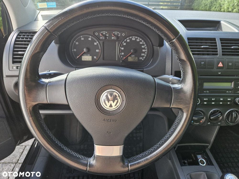 Volkswagen Polo 1.4 Tour - 21