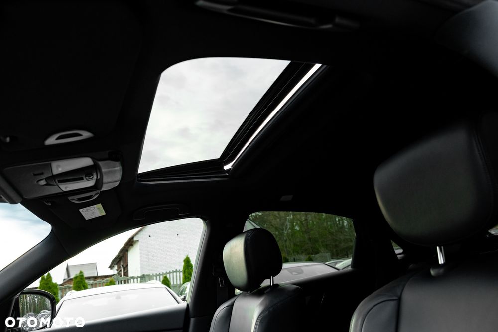 Infiniti QX70 3.7 AWD S - 38