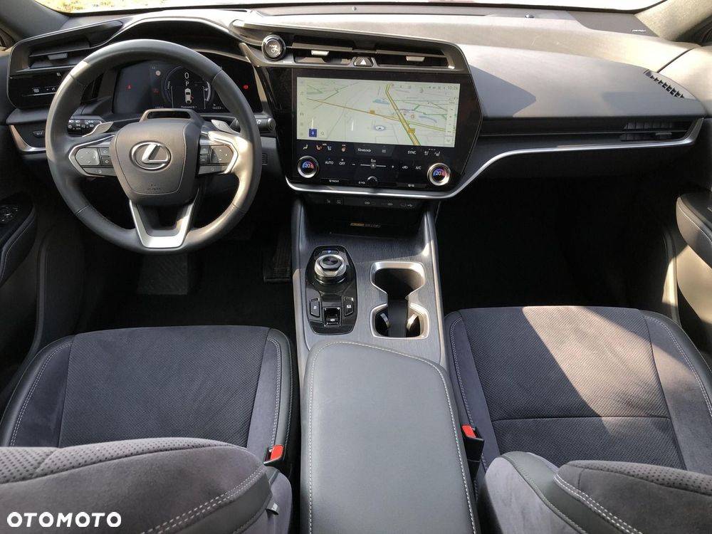 Lexus RZ 450e Omotenashi DIRECT4 - 3