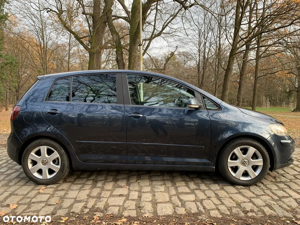 Volkswagen Golf Plus 1.9 TDI DSG Comfortline - 3