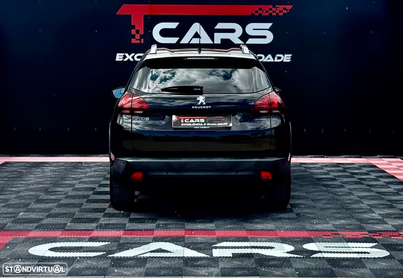 Peugeot 2008 1.5 BlueHDi Signature - 4