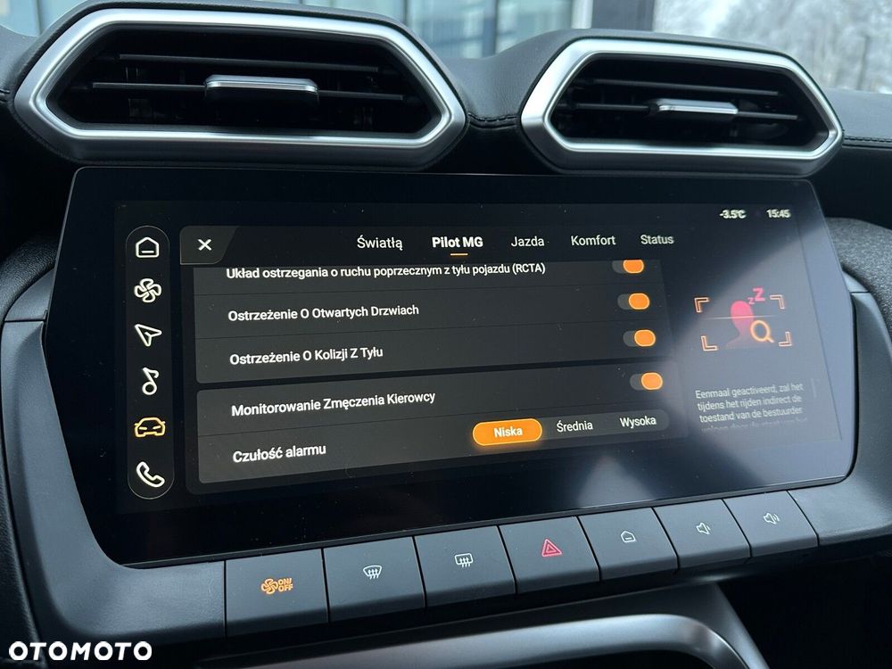 MG ZS Hybrid+ - 34