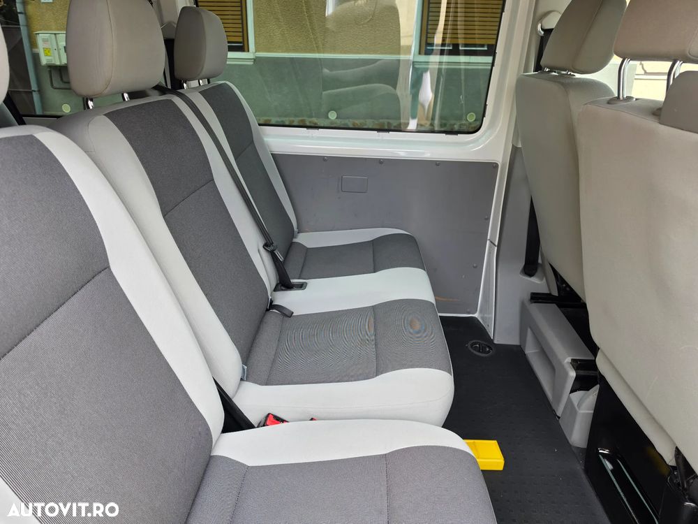 Volkswagen Transporter 2.0 84 kW KR - 11