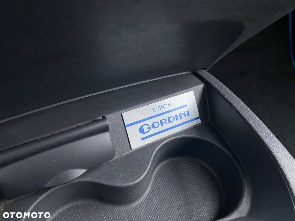 Renault Twingo 1.6 16V RS - 13