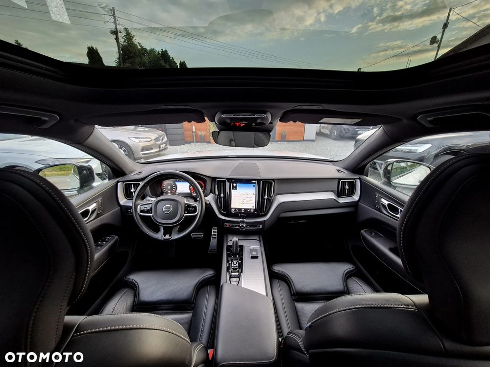 Volvo XC 60 T8 Twin Engine AWD Geartronic RDesign - 6