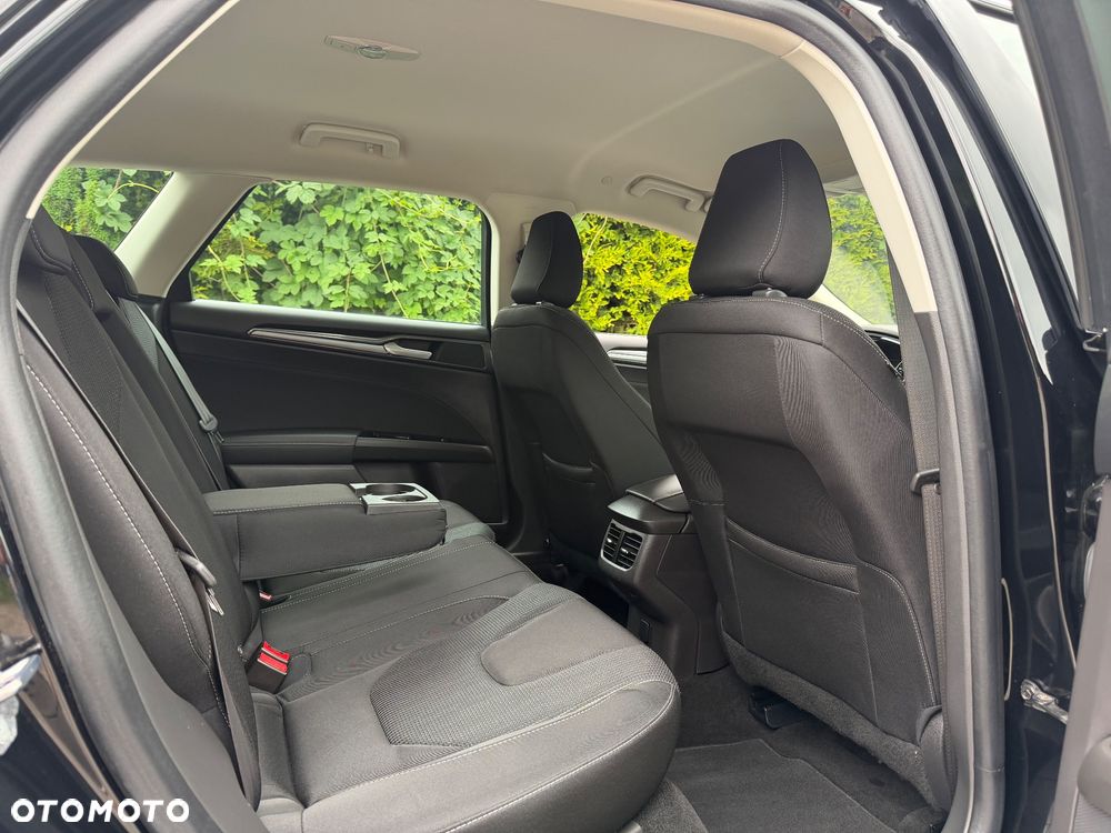 Ford Mondeo 2.0 EcoBlue Titanium - 31