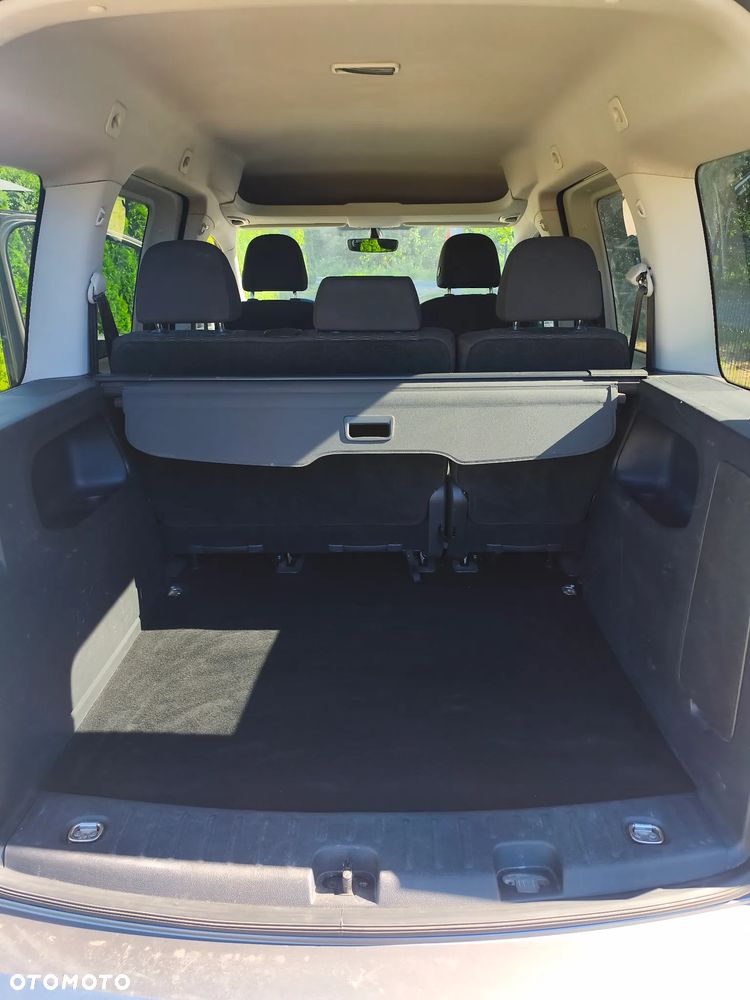 Volkswagen Caddy - 12