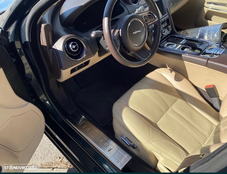 Jaguar XJ 5.0 V8 Premium Luxury - 10