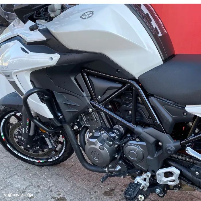 Benelli TRK 502 - 8