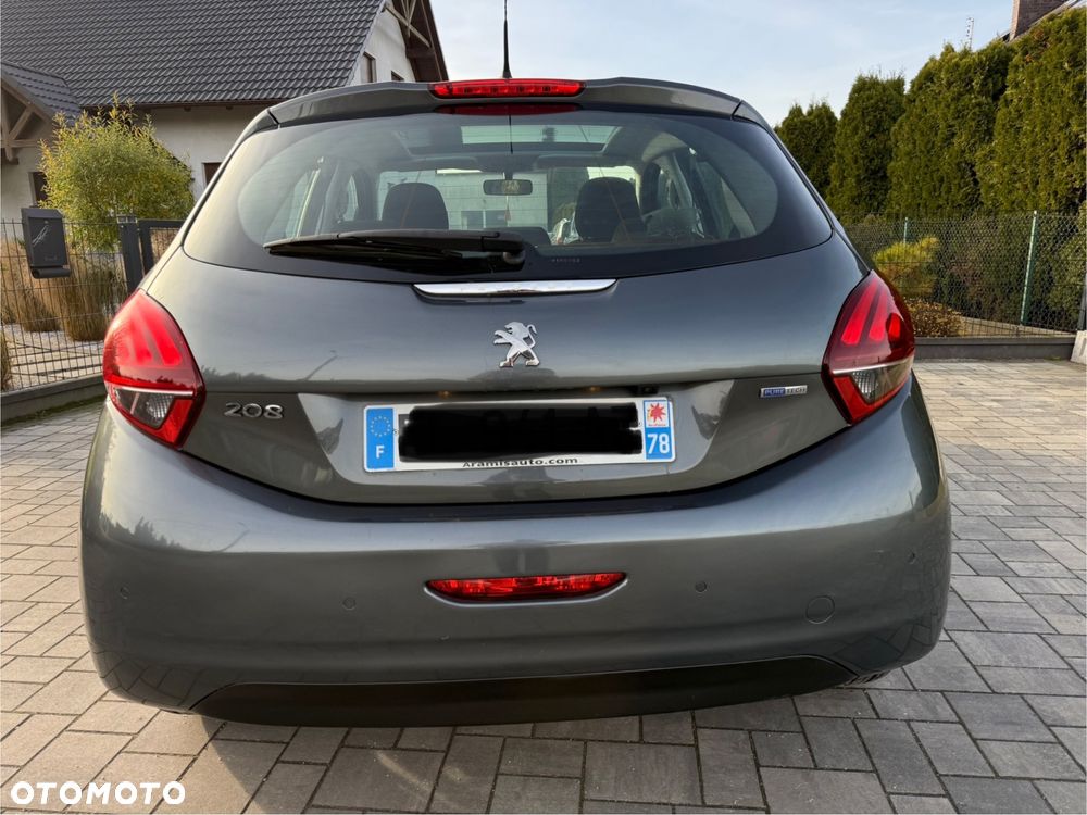 Peugeot 208 PureTech 82 Allure - 23