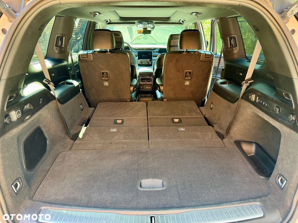 Jeep Grand Cherokee - 11
