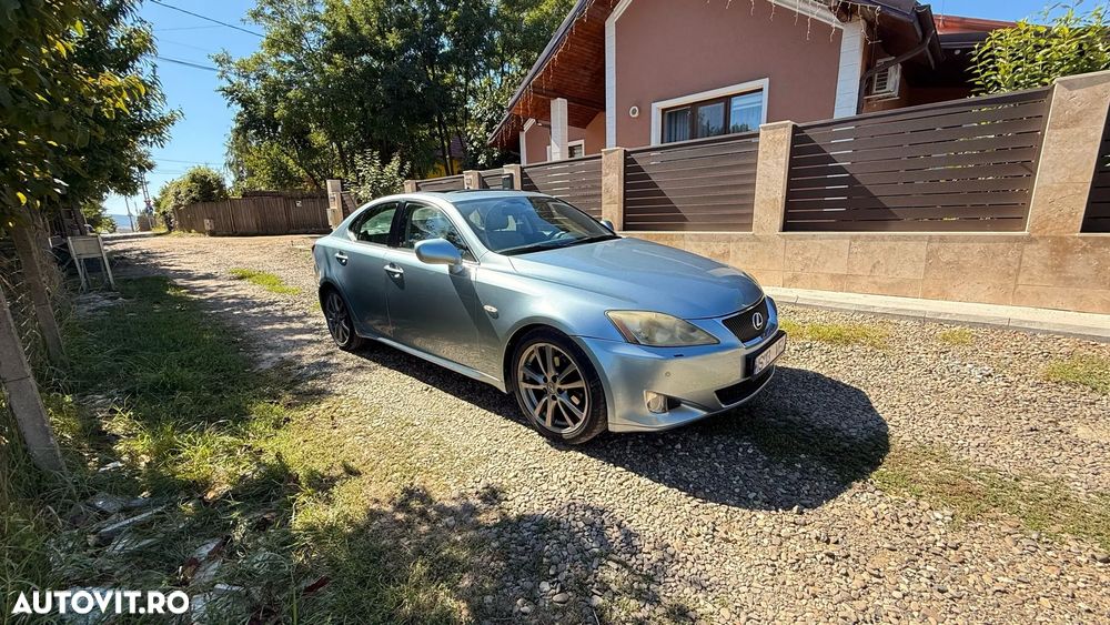 Lexus Seria IS 250 2.5 V6 Aut Luxury - 5