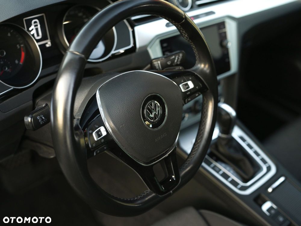 Volkswagen Passat 2.0 TDI BMT Comfortline DSG7 - 32